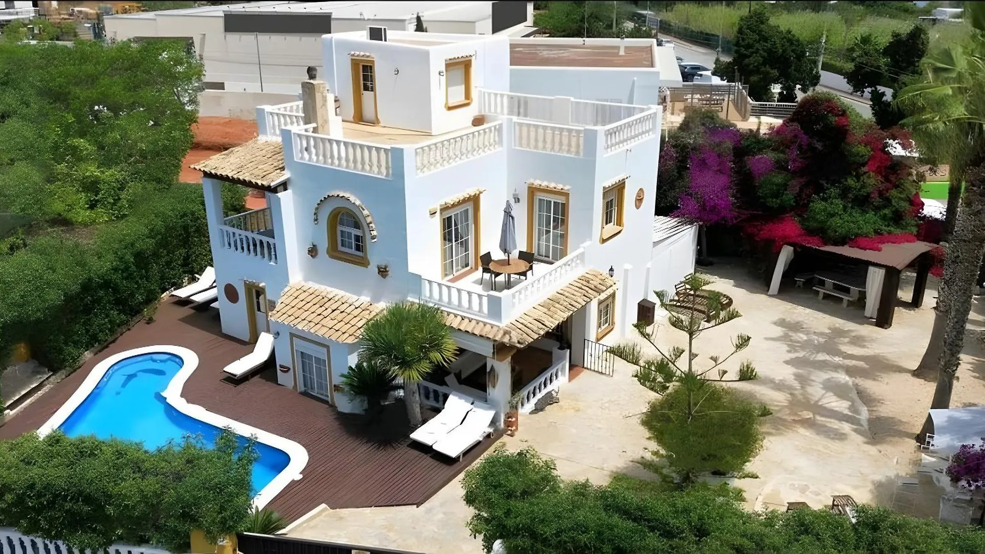 סנטה אאולריה דס ריו Villa Alba 0*, סנטה אאולריה דס ריו